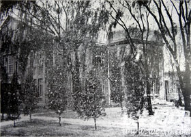 平大法学院时期作为院长办公室的圆楼