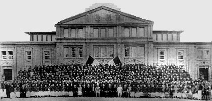 1916年8月1日第一届国会复会(第二期常会)全体议员合影